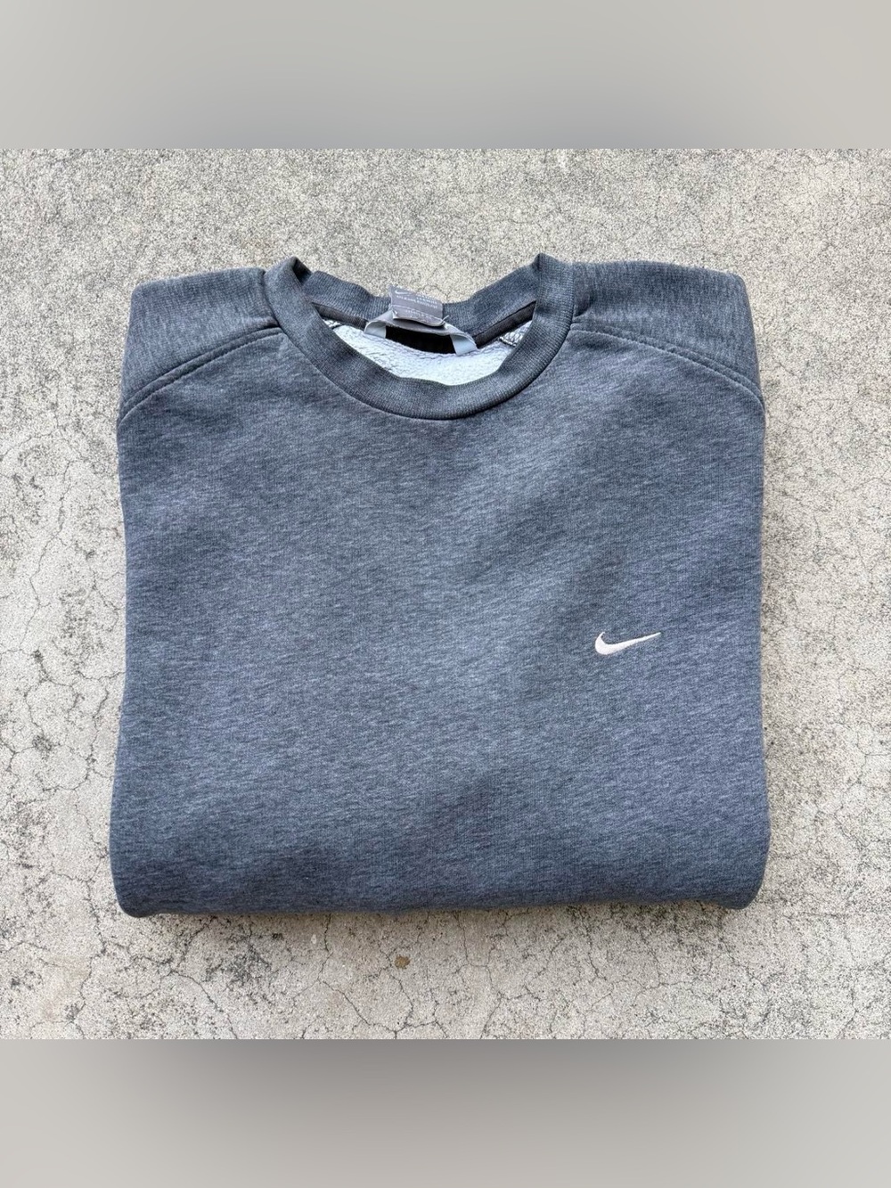 Vintage Y2K Nike Swoosh Embroidered Gray Crewneck Sweatshirt Size XXL